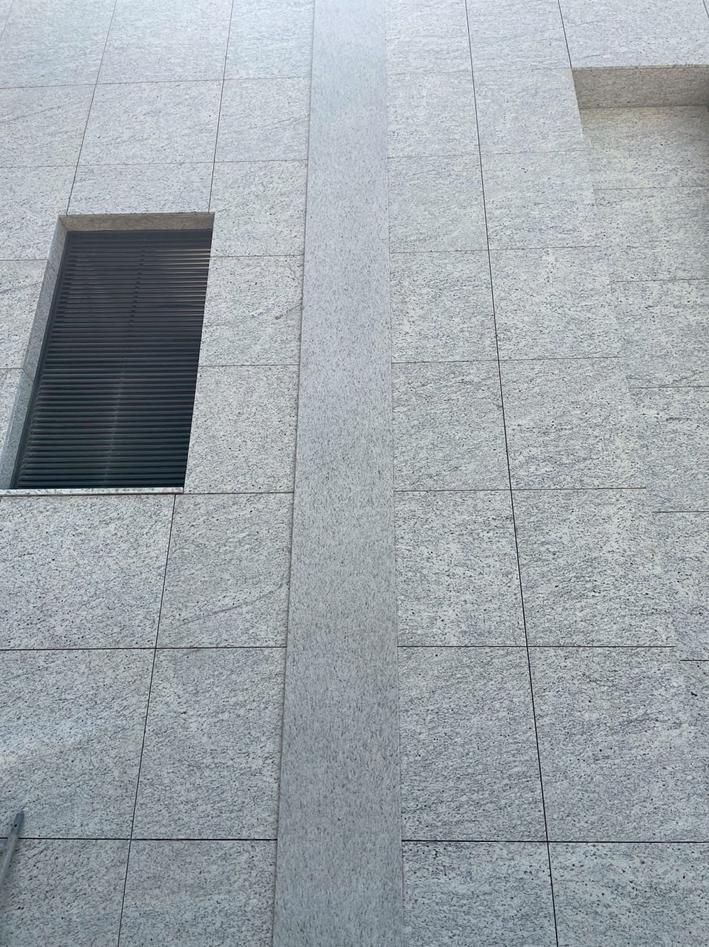 台中花崗石外牆伸縮縫